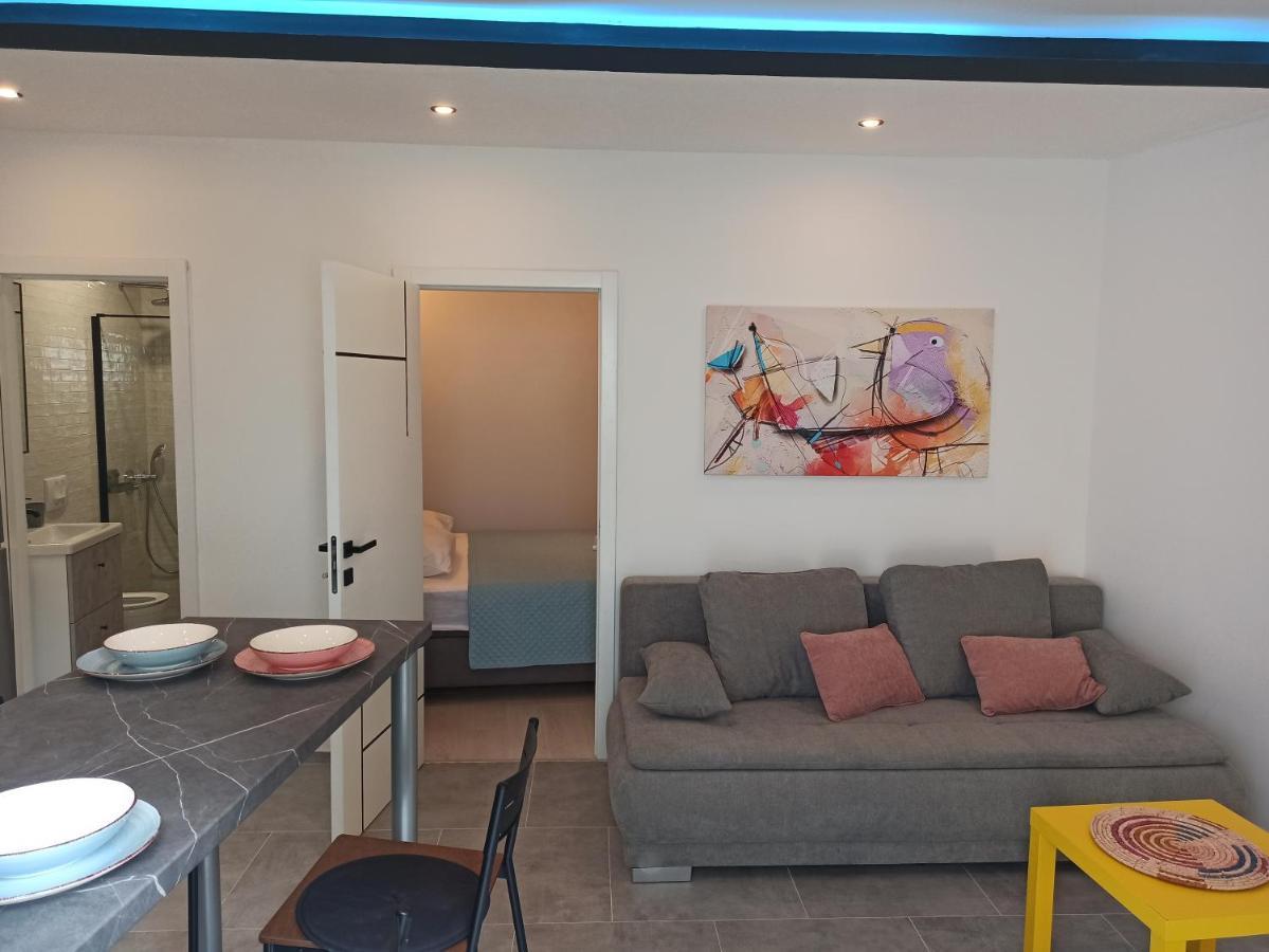 Appartement Grannyanny à Šibenik Extérieur photo